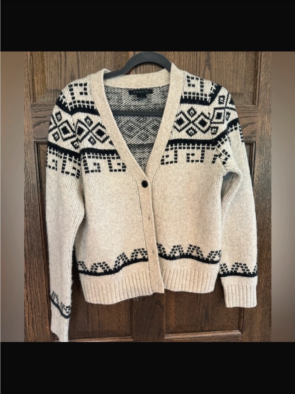 Tahari Cream and Black Geometric V-Neck Cardigan Size Medium EUC